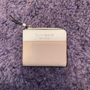 Kate Spade wallet, barely used, like new
